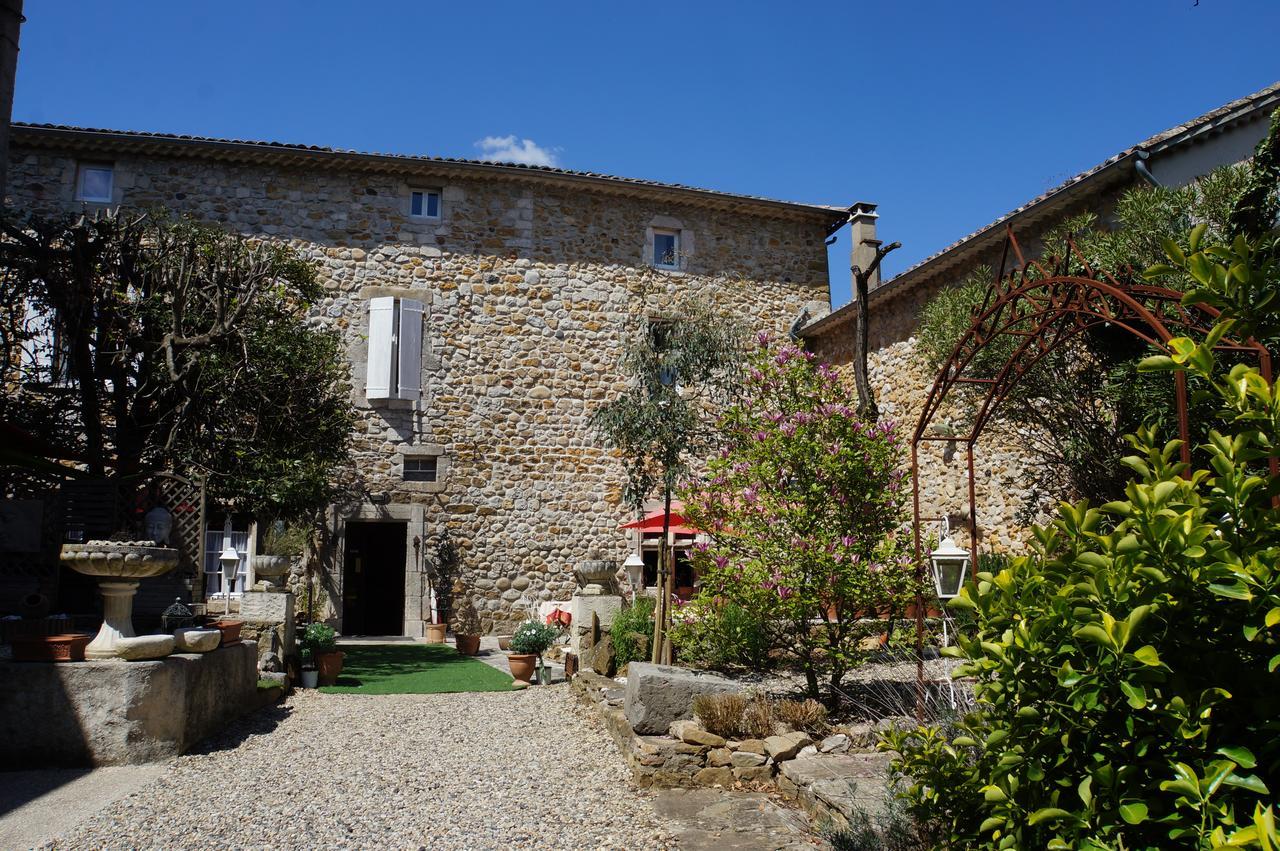 Hotel Le Manoir Du Raveyron Vallon-Pont-dʼArc Exterior foto